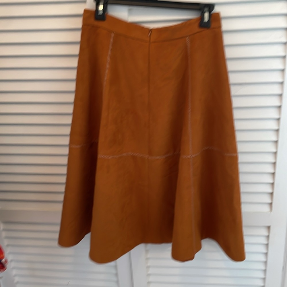 NWT Karen Millen skirt suede polyester size 8 back closure midi pockets - Picture 5 of 14